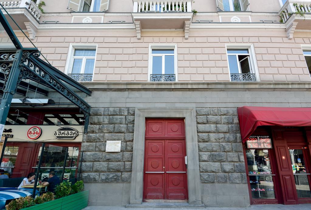 Gio'S Apartment Tbilisi Exterior photo