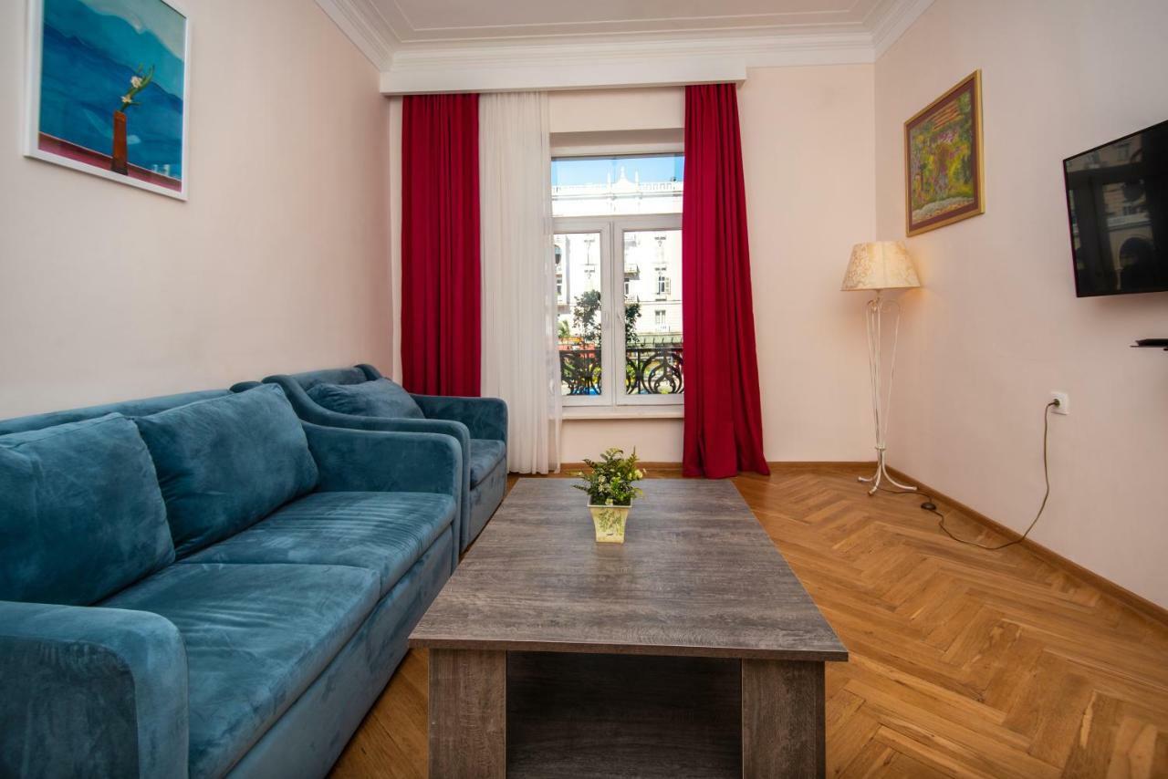 Gio'S Apartment Tbilisi Exterior photo